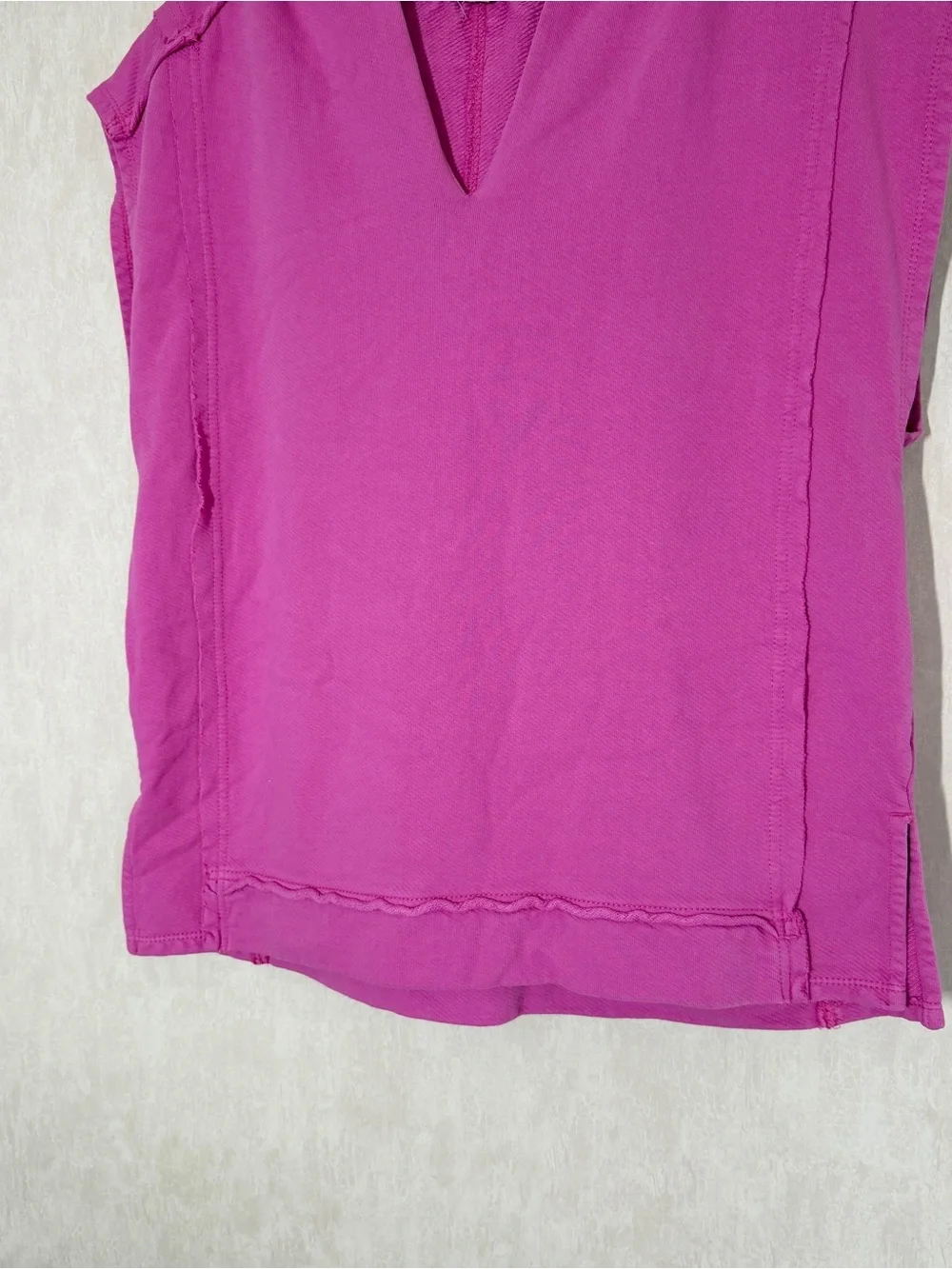 Pilcro Women’s Sleeveless Hoodie Sweatshirt V-Neck in Pink S